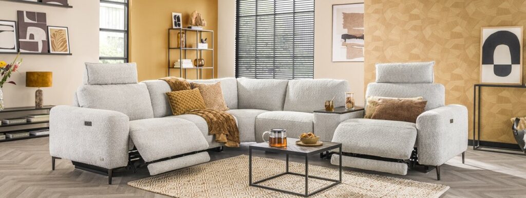 Een warme woonkamerinrichting