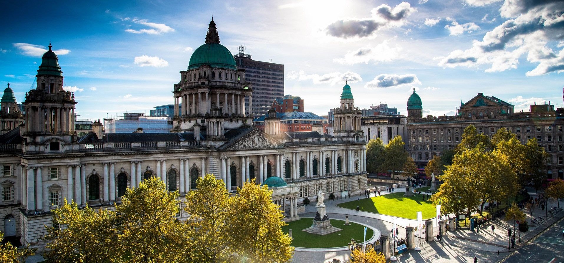 Belfast: Tussen de graffiti, Game of Thrones en de vredesmuren